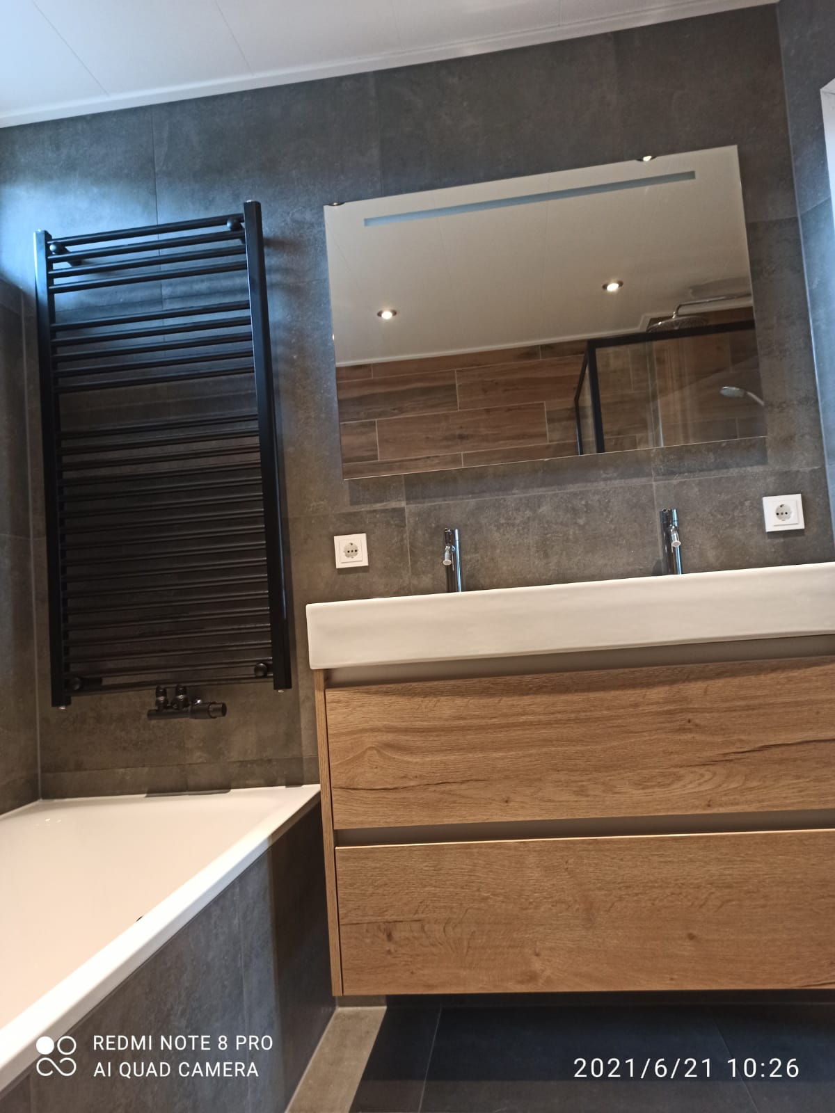 Badkamer Elst Houtlook 3