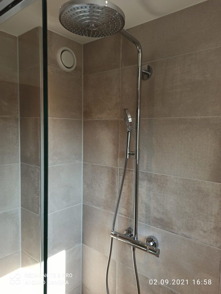 5600B6d2 C681 4917 872E 60E24400b9d2