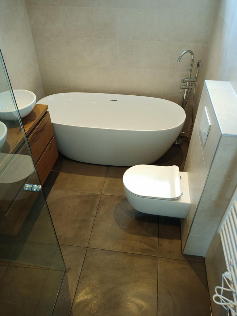 10Bc5b67 2E0e 45F8 94Ae Afe3f4509d5a