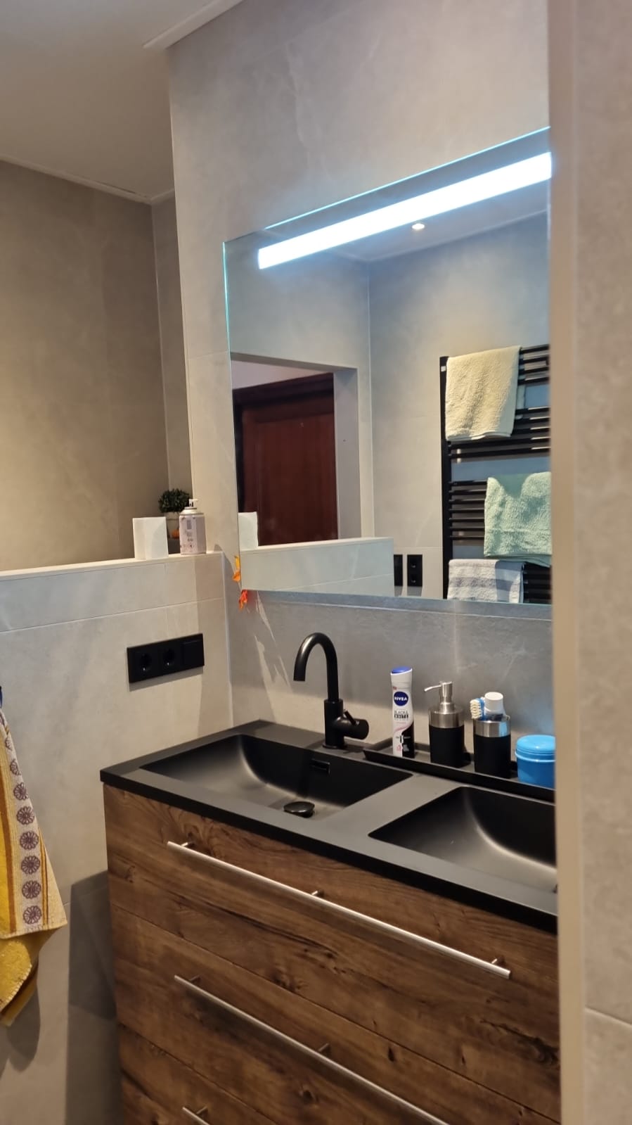 63D1b03f C749 4Eab Ae39 E9e2a3ccd0e4