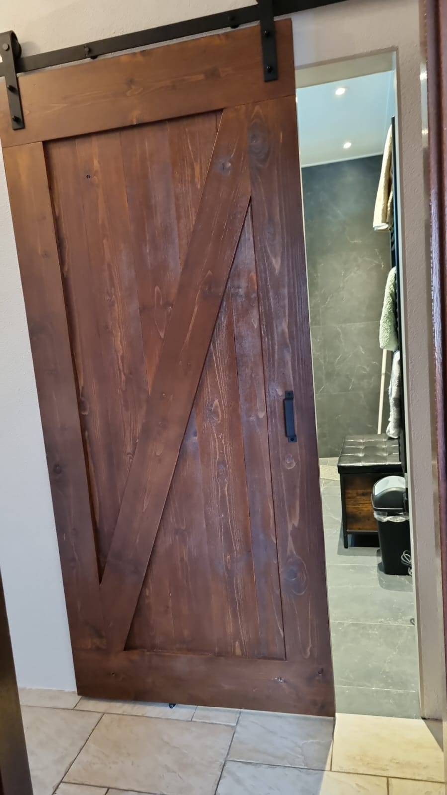 0119Dc18 A4e7 4B69 B77e E27391b7e4ed