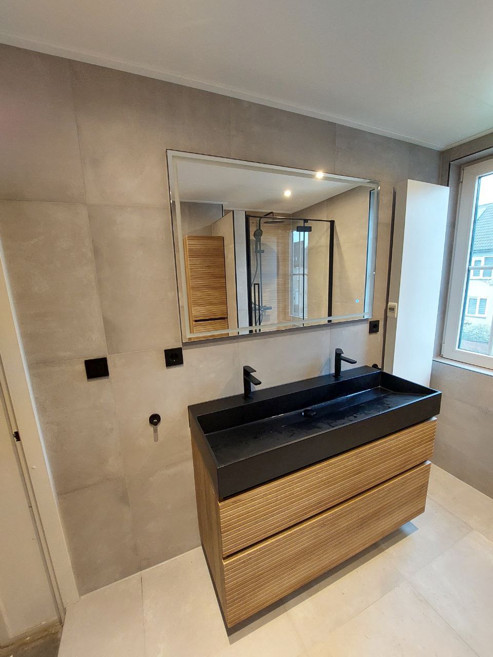 Photo 2023 03 04 19.11.42