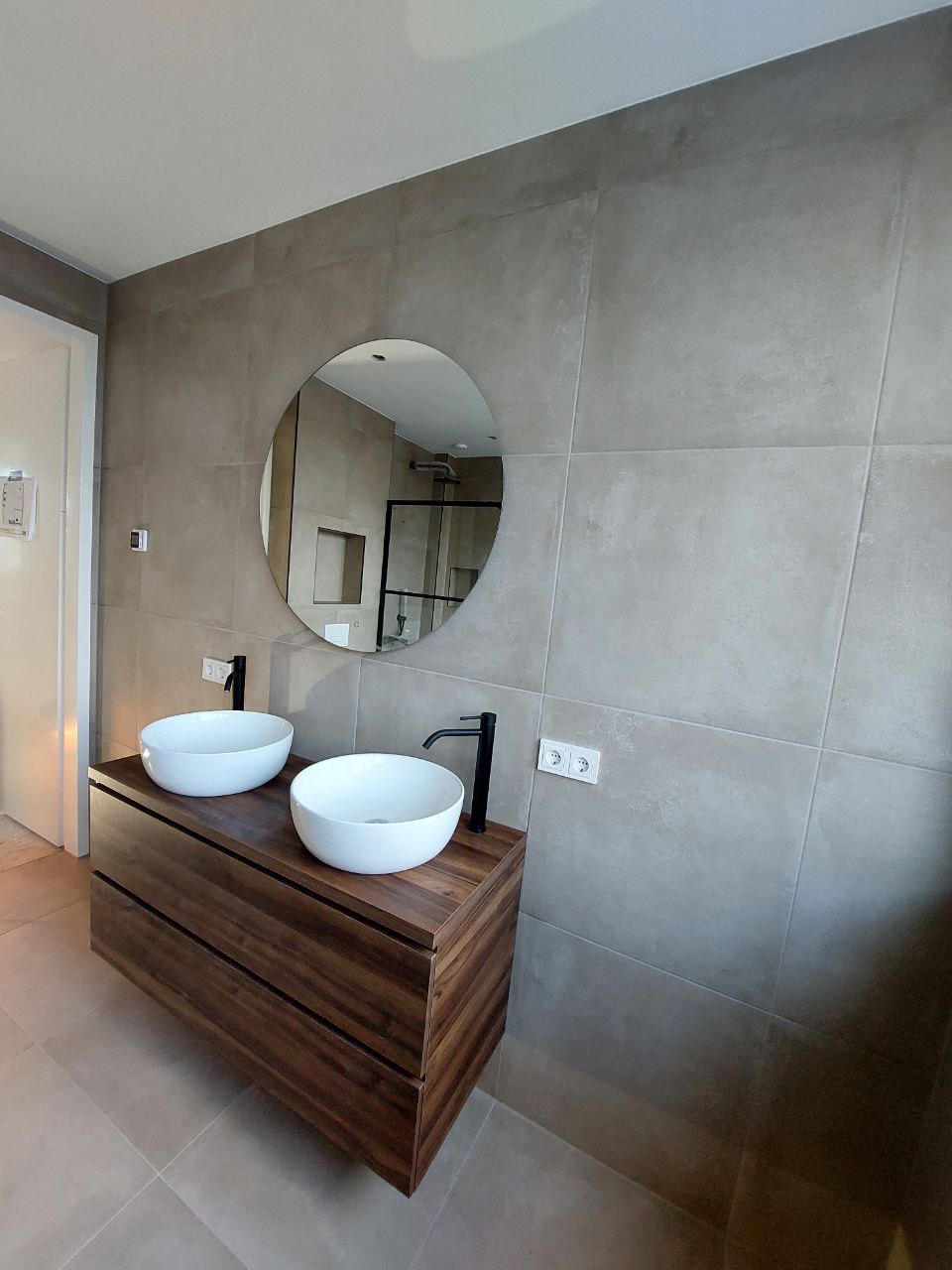 Photo 2023 01 19 17 59 14