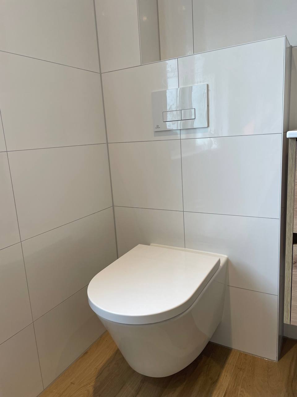 Photo 2023 04 13 10.56.38