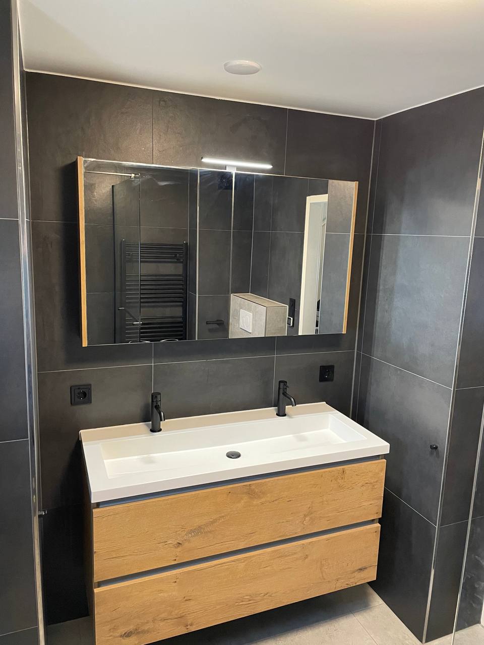 Photo 2023 04 14 09.45.39