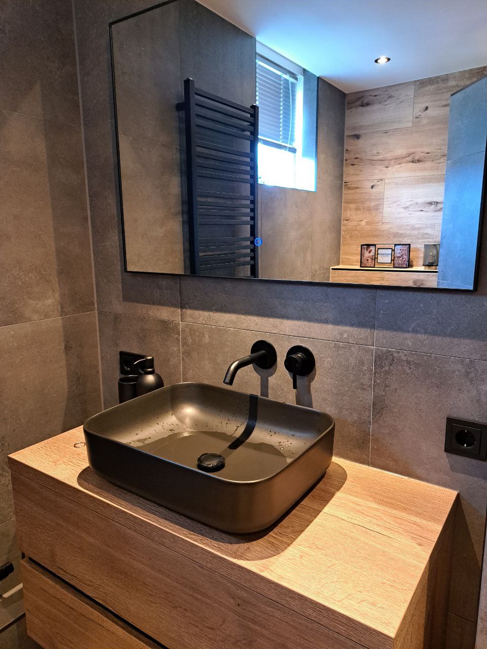 Photo 2023 05 08 14.23.07